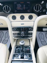 USED 2012 62 BENTLEY MULSANNE 6.8 V8 MDS 4d 505 BHP FULL BENTLEY SERVICE HISTORY --- MULLINER DRIVING SPEC ---