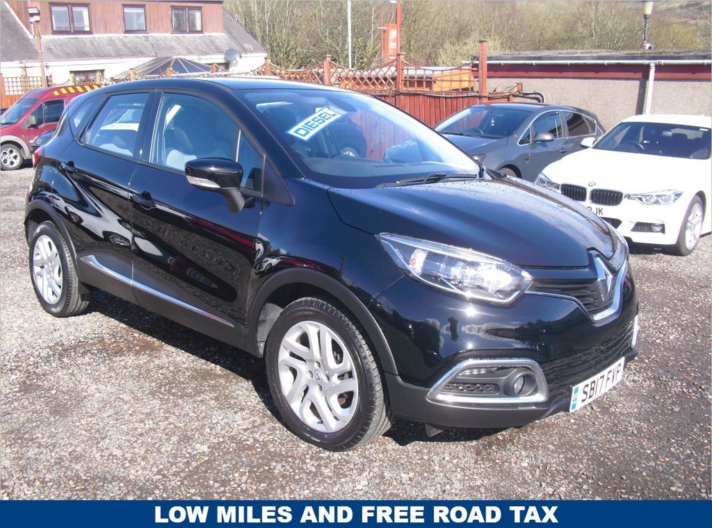 View our RENAULT CAPTUR