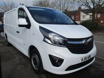 2016 VAUXHALL VIVARO