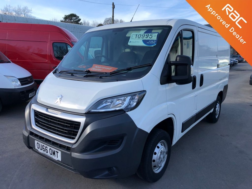 View our PEUGEOT BOXER