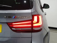 USED 2018 18 BMW X5 3.0 M50D (381 PS) AUTO XDRIVE + 7 SEATS + �&pound;20, 000 EXTRAS + NAV + HUD + COMFORT LEATHERS + PAN ROOF + LEDS + M PERFORMANCE KIT + 21 S + R/CAM + PARK + TINTS + E/BOOT 7 SEATS+LEDS+R/CAM+LEATHER+NAV+HUD+PANROOF+PERF KIT