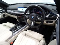 USED 2018 18 BMW X5 3.0 M50D (381 PS) AUTO XDRIVE + 7 SEATS + �&pound;20, 000 EXTRAS + NAV + HUD + COMFORT LEATHERS + PAN ROOF + LEDS + M PERFORMANCE KIT + 21 S + R/CAM + PARK + TINTS + E/BOOT 7 SEATS+LEDS+R/CAM+LEATHER+NAV+HUD+PANROOF+PERF KIT