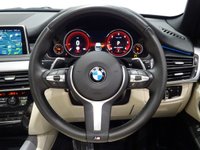 USED 2018 18 BMW X5 3.0 M50D (381 PS) AUTO XDRIVE + 7 SEATS + �&pound;20, 000 EXTRAS + NAV + HUD + COMFORT LEATHERS + PAN ROOF + LEDS + M PERFORMANCE KIT + 21 S + R/CAM + PARK + TINTS + E/BOOT 7 SEATS+LEDS+R/CAM+LEATHER+NAV+HUD+PANROOF+PERF KIT