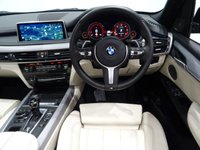 USED 2018 18 BMW X5 3.0 M50D (381 PS) AUTO XDRIVE + 7 SEATS + �&pound;20, 000 EXTRAS + NAV + HUD + COMFORT LEATHERS + PAN ROOF + LEDS + M PERFORMANCE KIT + 21 S + R/CAM + PARK + TINTS + E/BOOT 7 SEATS+LEDS+R/CAM+LEATHER+NAV+HUD+PANROOF+PERF KIT