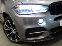 USED 2018 18 BMW X5 3.0 M50D (381 PS) AUTO XDRIVE + 7 SEATS + �&pound;20, 000 EXTRAS + NAV + HUD + COMFORT LEATHERS + PAN ROOF + LEDS + M PERFORMANCE KIT + 21 S + R/CAM + PARK + TINTS + E/BOOT 7 SEATS+LEDS+R/CAM+LEATHER+NAV+HUD+PANROOF+PERF KIT