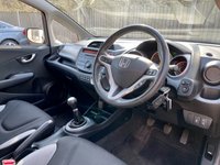 USED 2013 13 HONDA JAZZ 1.3 I-VTEC SI 5d 99 BHP 