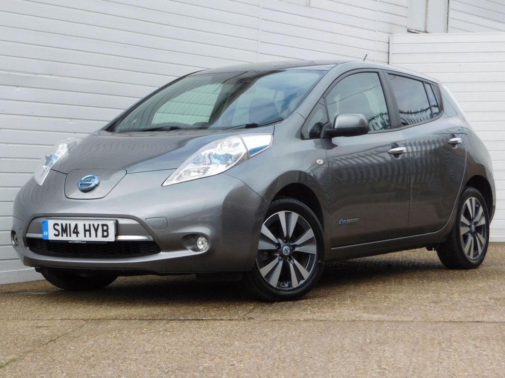 View our NISSAN LEAF