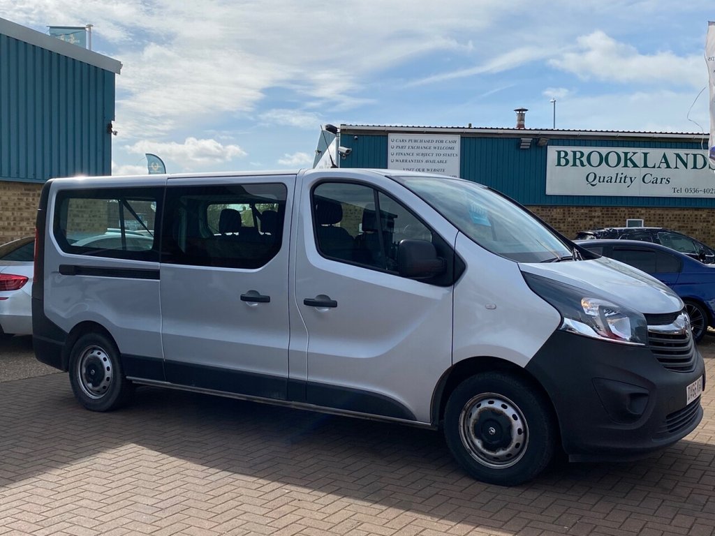 View our VAUXHALL VIVARO