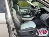 USED 2017 67 LAND ROVER RANGE ROVER EVOQUE 2.0 TD4 HSE DYNAMIC 5d 177 BHP HUGE SPECIFICATION - HUGE SAVING ON LIST PRICE WHEN NEW OVER &pound;45000.00 - INDUS SILVER METALLIC- GREY/BLACK FULL LEATHER INTERIOR - 1 FORMER KEEPER HAVING COVERED ONLY 19,550 MILES FROM BRAND NEW