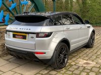 USED 2017 67 LAND ROVER RANGE ROVER EVOQUE 2.0 TD4 HSE DYNAMIC 5d 177 BHP HUGE SPECIFICATION - HUGE SAVING ON LIST PRICE WHEN NEW OVER &pound;45000.00 - INDUS SILVER METALLIC- GREY/BLACK FULL LEATHER INTERIOR - 1 FORMER KEEPER HAVING COVERED ONLY 19,550 MILES FROM BRAND NEW