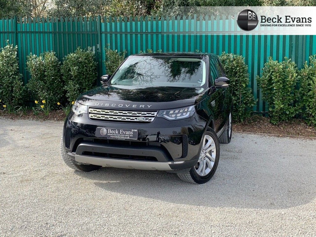 View our LAND ROVER DISCOVERY 5