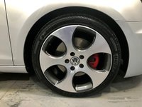 USED 2009 59 VOLKSWAGEN GOLF 2.0 GTI 5d 210 BHP Over &pound;4000 Factory Fit Extras