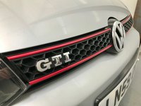 USED 2009 59 VOLKSWAGEN GOLF 2.0 GTI 5d 210 BHP Over &pound;4000 Factory Fit Extras