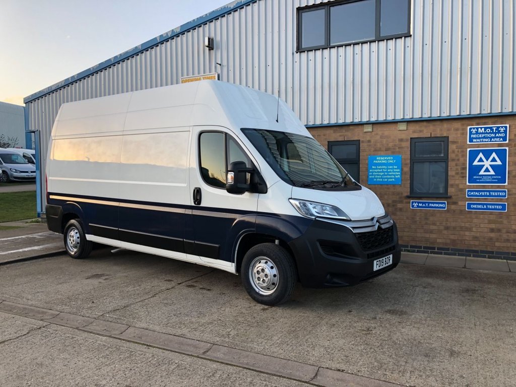 View our CITROEN RELAY