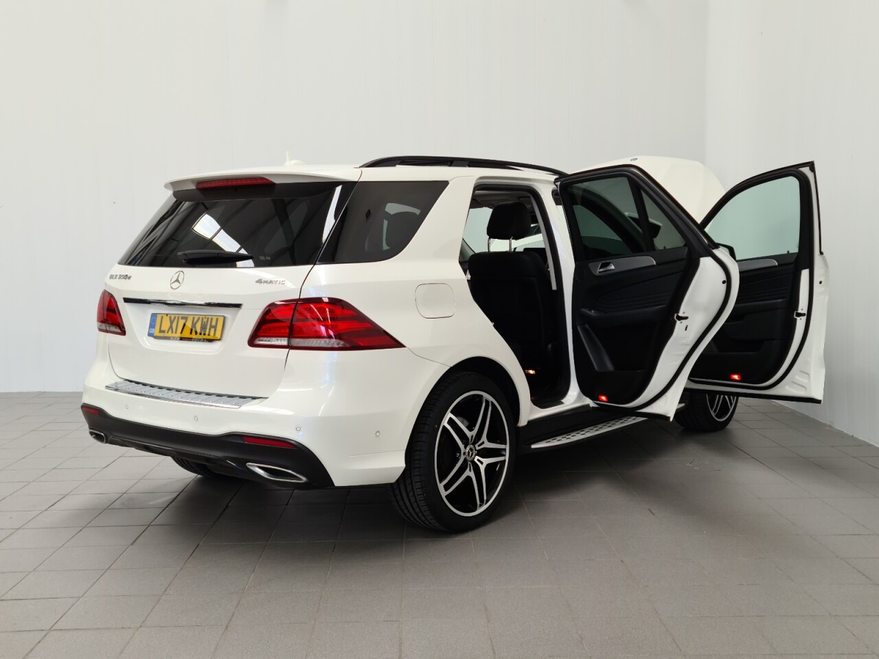 Mercedes Benz Gle Class Gle 350 D 4matic Amg Line Premium Plus