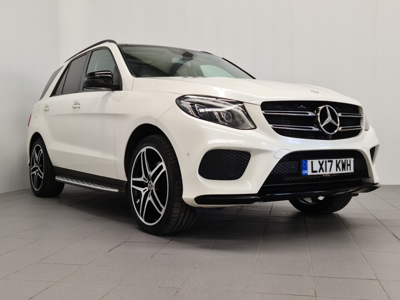 Mercedes Benz Gle Class Gle 350 D 4matic Amg Line Premium Plus