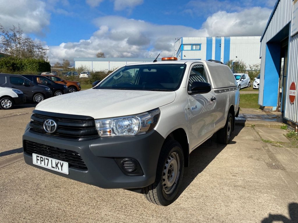 View our TOYOTA HI-LUX