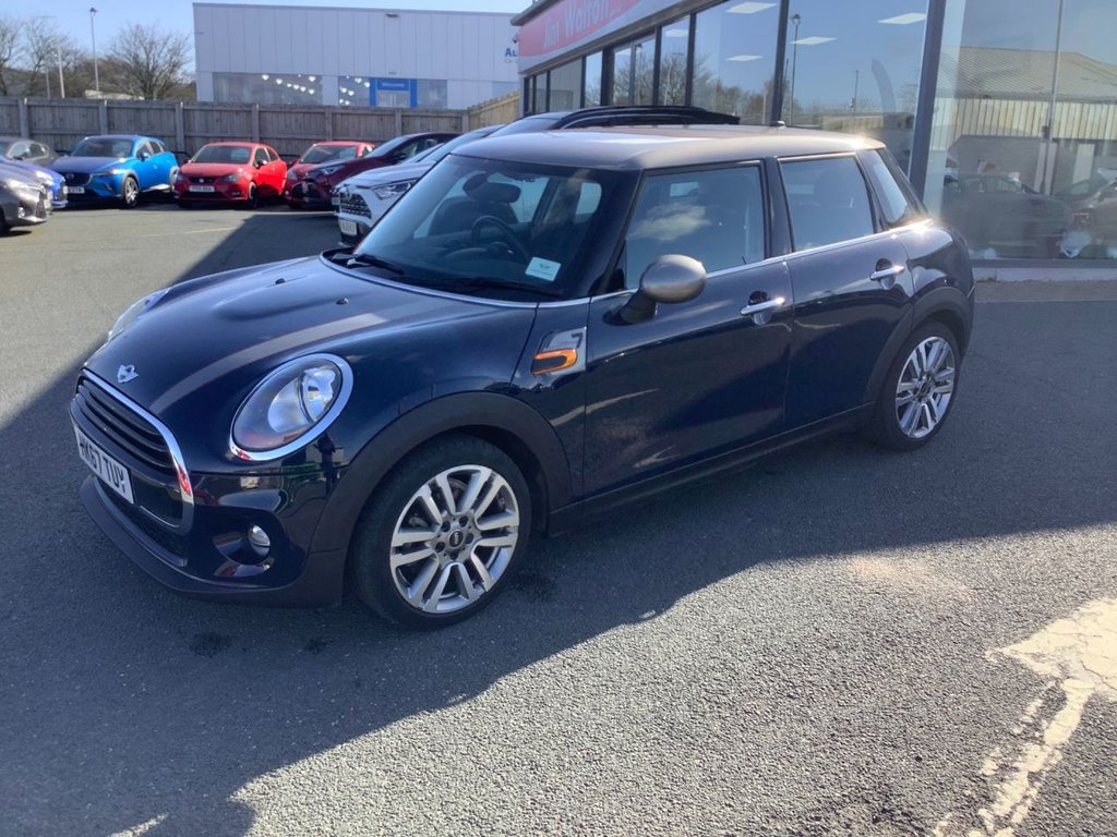 View our MINI HATCH COOPER