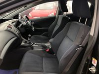 USED 2012 62 HONDA CIVIC 1.8 I-VTEC ES 5d 140 BHP Quality Hatchback with Bluetooth & Reverse Camera