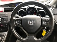 USED 2012 62 HONDA CIVIC 1.8 I-VTEC ES 5d 140 BHP Quality Hatchback with Bluetooth & Reverse Camera