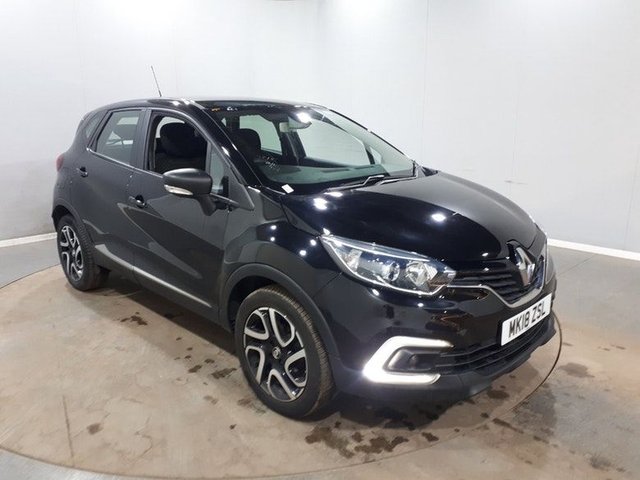 View our RENAULT CAPTUR