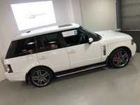 USED 2011 11 LAND ROVER RANGE ROVER 4.4 TDV8 VOGUE 5d 313 BHP * PARKING SENSORS WITH REVERSING CAMERA *  6 SERVICE STAMPS *  CRUISE CONTROL * HEATED LEATHER *