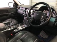 USED 2011 11 LAND ROVER RANGE ROVER 4.4 TDV8 VOGUE 5d 313 BHP * PARKING SENSORS WITH REVERSING CAMERA *  6 SERVICE STAMPS *  CRUISE CONTROL * HEATED LEATHER *