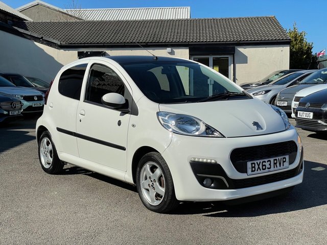 2013 63 Peugeot 107 1.0 ENVY 5d 68 BHP
