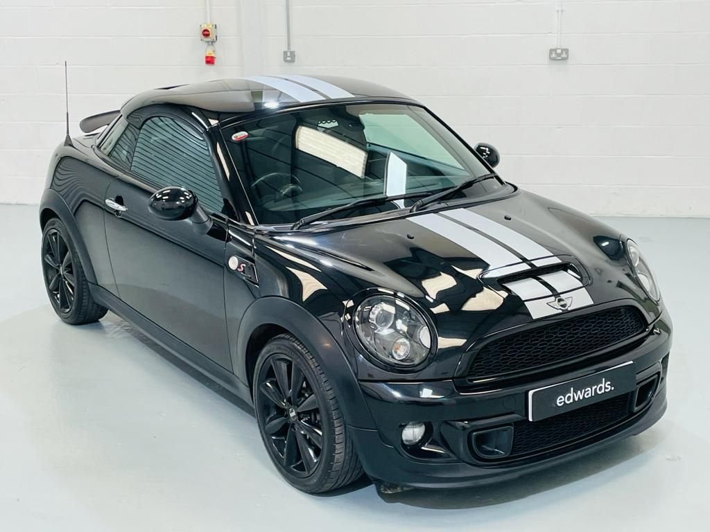 View our MINI COUPE