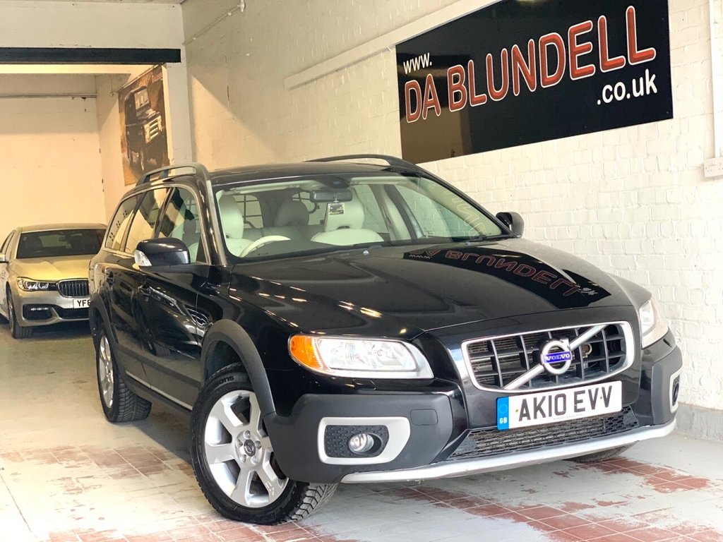 View our VOLVO XC70