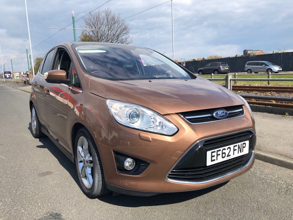 12 Ford C Max Titanium X 7 995