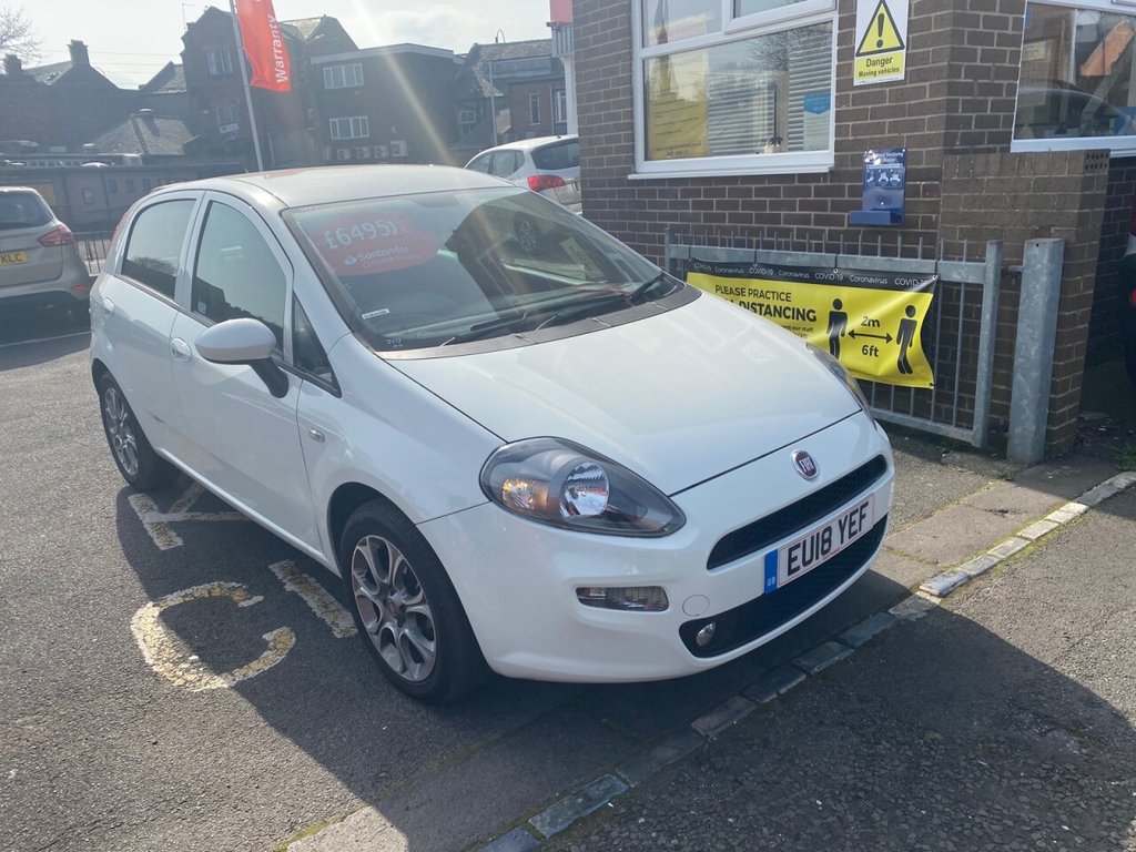 View our FIAT PUNTO
