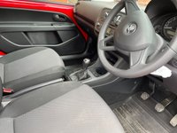 USED 2015 65 SKODA CITIGO 1.0 SE MPI 3d 59 BHP Excellent Condition. Only 24000 miles, &pound;20 road tax, Group 1 insurance, MOT till Nov 2021 & FSH. Air conditioning, heated rear window, electric front window, rear ISOFIX seats