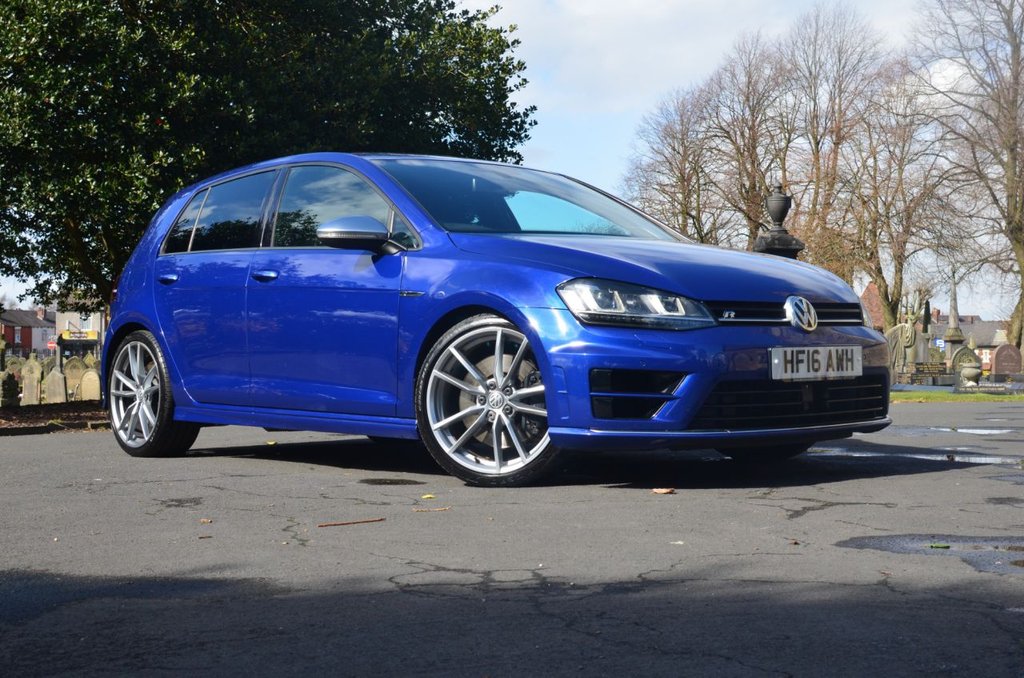 View our VOLKSWAGEN GOLF