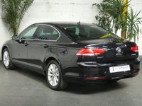 USED 2017 17 VOLKSWAGEN PASSAT 1.6 SE BUSINESS TDI BLUEMOTION TECHNOLOGY 4d 119 BHP SAT NAV BLUETOOTH