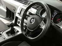 USED 2017 17 VOLKSWAGEN PASSAT 1.6 SE BUSINESS TDI BLUEMOTION TECHNOLOGY 4d 119 BHP SAT NAV BLUETOOTH