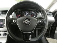 USED 2017 17 VOLKSWAGEN PASSAT 1.6 SE BUSINESS TDI BLUEMOTION TECHNOLOGY 4d 119 BHP SAT NAV BLUETOOTH
