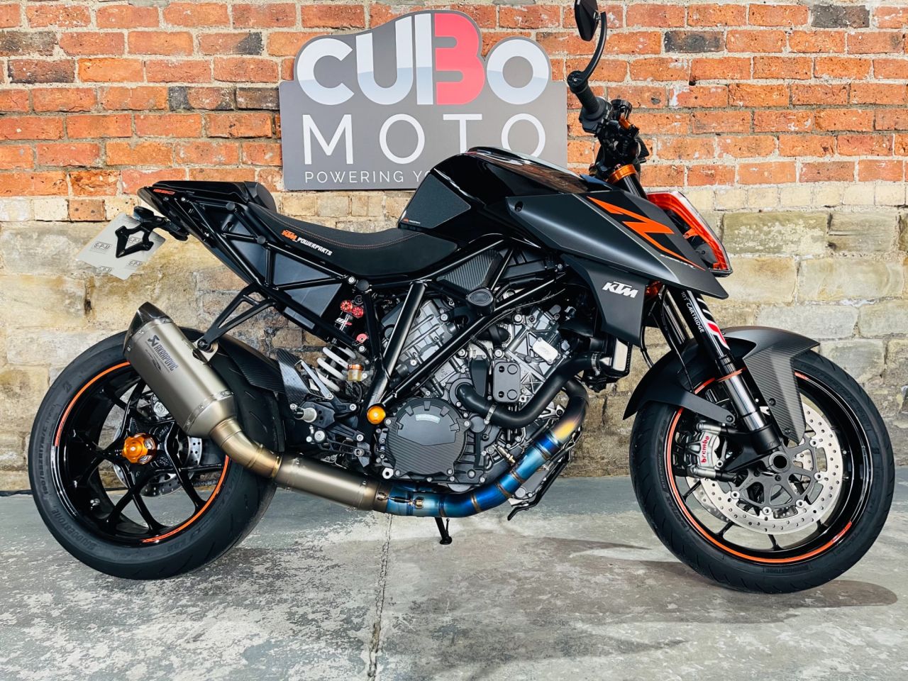 18 Ktm 1290 Superduke R 1290 Superduke R 18 13 990