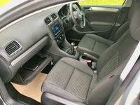 USED 2011 11 VOLKSWAGEN GOLF 1.2 S TSI 5d 84 BHP ONLY 49,500 MILES / X11 VW/SPECIALIST STAMPS GREAT CONDITION WITH EXCELLENT SERVICE HISTORY X11 SERVICES ,,LAST SERVICED @49,136 MILES//JAN 21