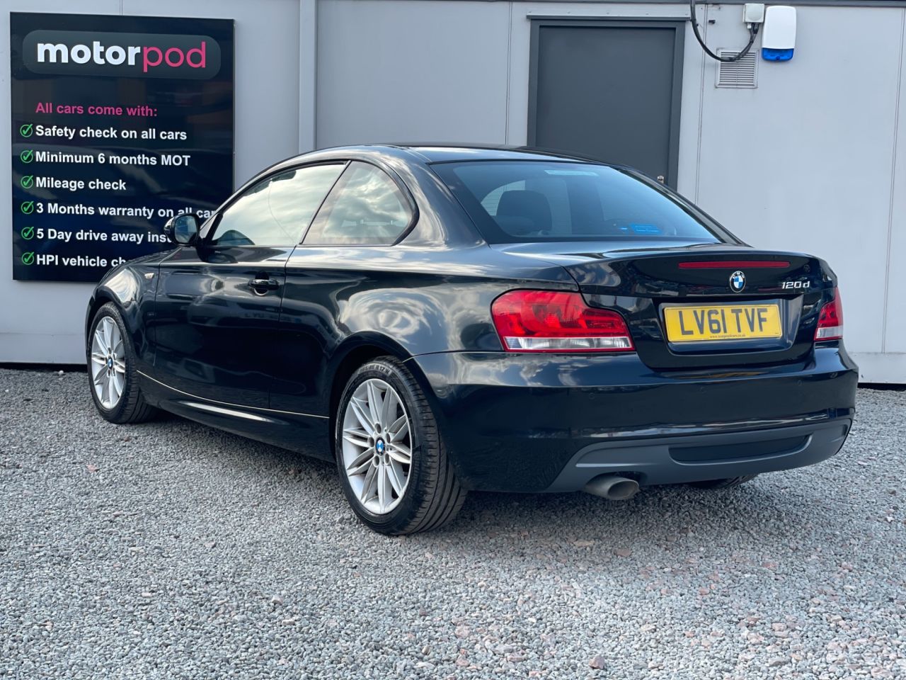 11 Bmw 1 Series 1d M Sport 6 490