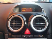 USED 2010 10 VAUXHALL CORSA 1.4 SE 3d 98 BHP 