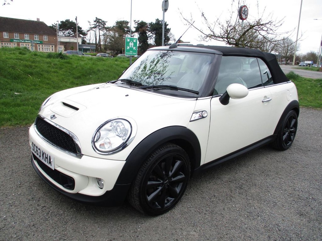 View our MINI CONVERTIBLE
