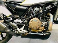 USED 2018 18 HUSQVARNA VITPILEN 701 WITH GILLES BAR RISERS FOR COMFORT