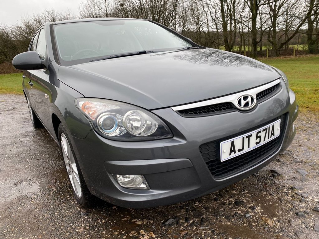 View our HYUNDAI I30