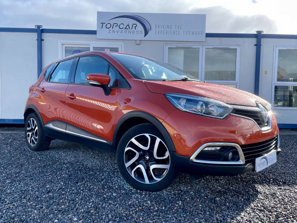 View our RENAULT CAPTUR