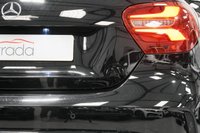 USED 2017 S MERCEDES-BENZ A-CLASS 2.1 A 200 D AMG LINE PREMIUM 5d 134 BHP 
