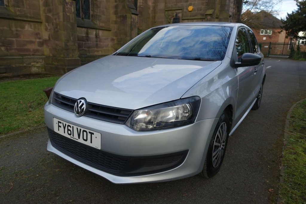 View our VOLKSWAGEN POLO