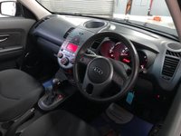 USED 2010 60 KIA SOUL 1.6 2 CRDI 5d 127 BHP * LOW MILES 36K *  AIR CON * FRESH MOT * 2 KEYS * ALLOY WHEELS *