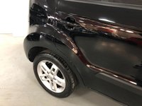 USED 2010 60 KIA SOUL 1.6 2 CRDI 5d 127 BHP * LOW MILES 36K *  AIR CON * FRESH MOT * 2 KEYS * ALLOY WHEELS *