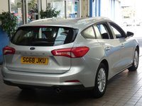 USED 2018 68 FORD FOCUS 1.0 TITANIUM 5d 124 BHP SAT NAV HEATED SEATS